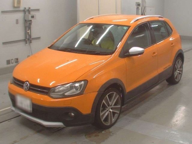 10034 Volkswagen Cross polo 6RCBZW 2011 г. (CAA Tokyo)